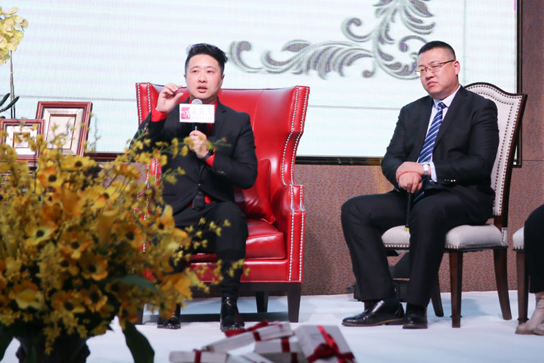 设计中国行，冯易进内蒙古赤峰站演讲。